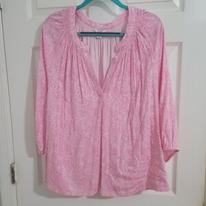 Crown & Ivy Pink Floral Patterned Blouse
